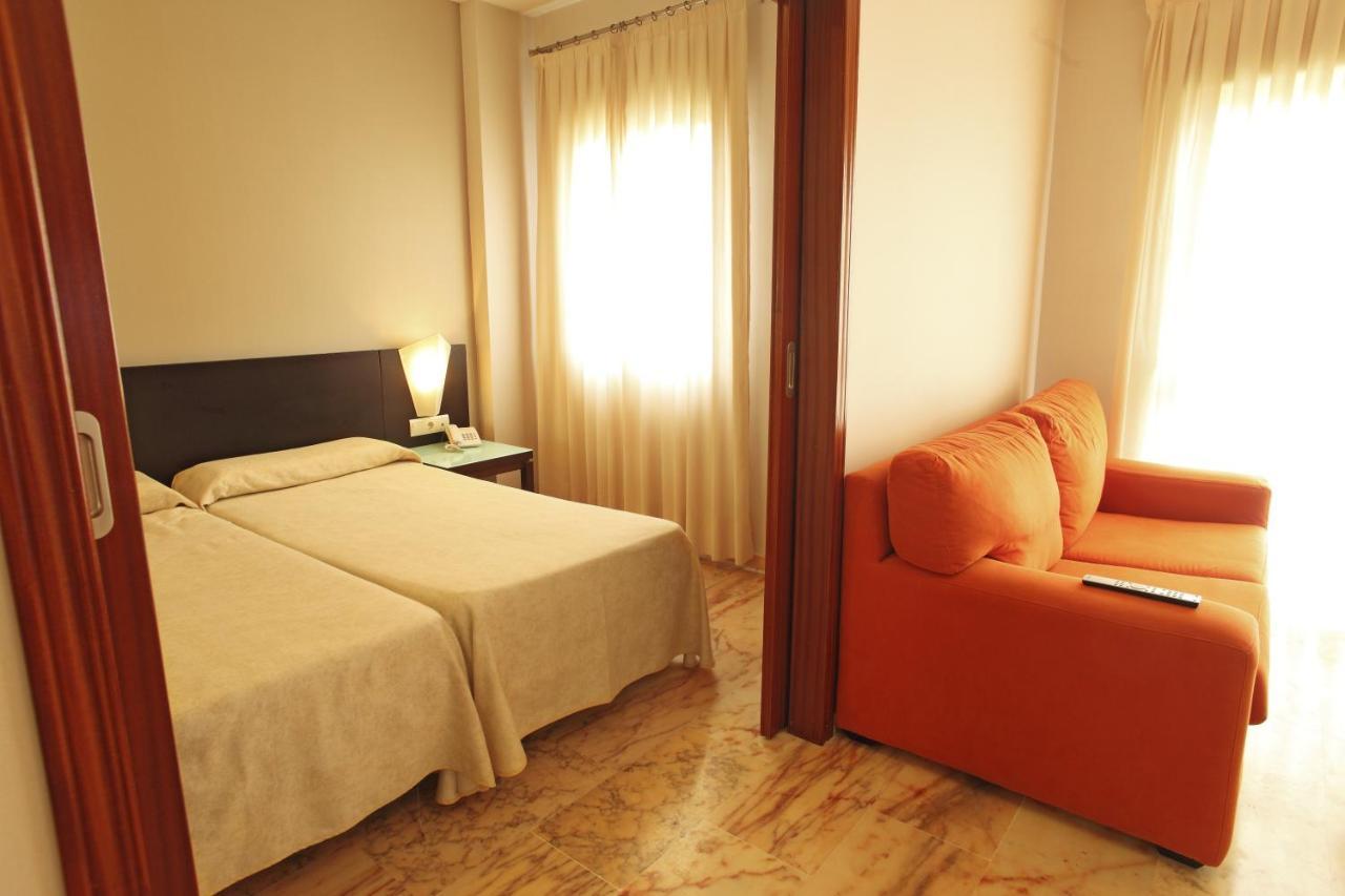 Apartamentos Vertice Bib Rambla Sevilla Oda fotoğraf